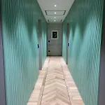 Sea Garden Apartments & Rooms